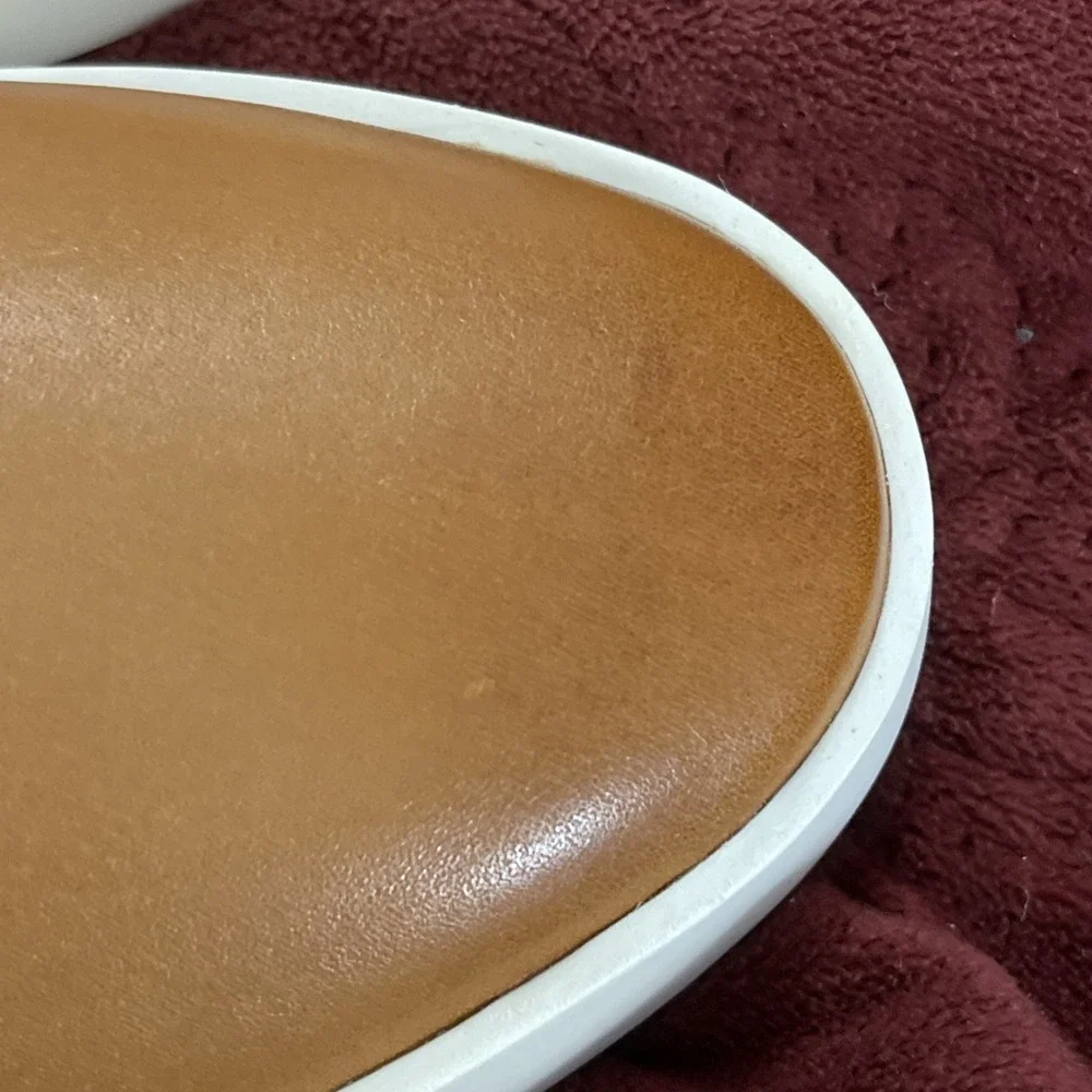 NIB Wolf and Shepherd Cruise Slip‎ On Loafer Men 7.5/Women 9 Honey Brown White